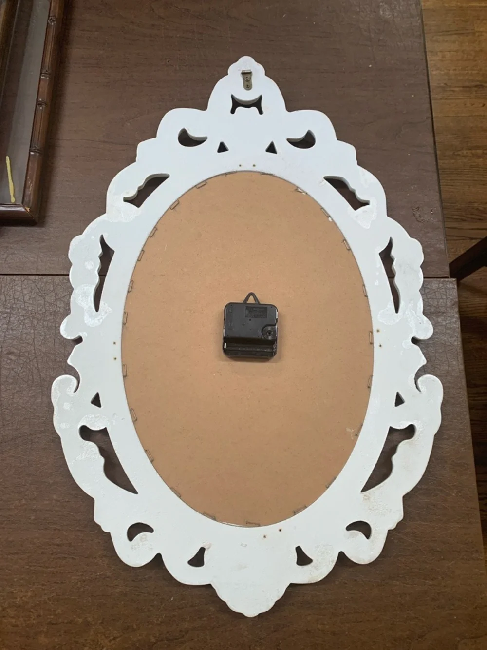 Elegant White Ornate Wall Clock - Decorative Home Wall Decor